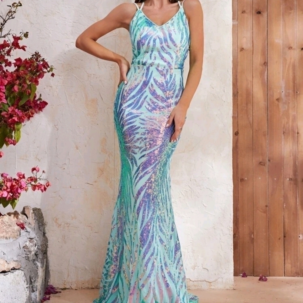 Multicolor Party Graphic Holographic,Contrast Sequined Mermaid Gown